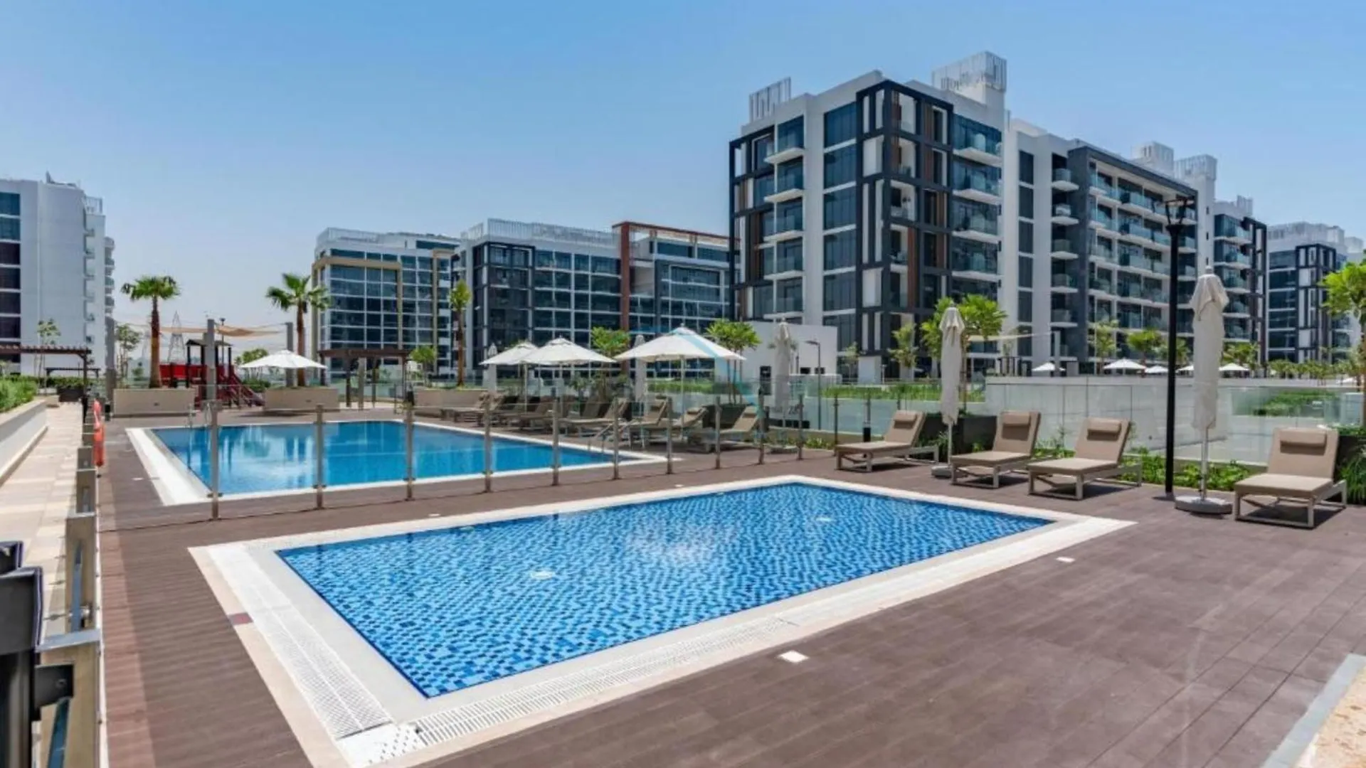 Community View Studio With Balcony, Azizi Riviera 24, Al Merkadh By Deluxe Holiday Homes Dubai